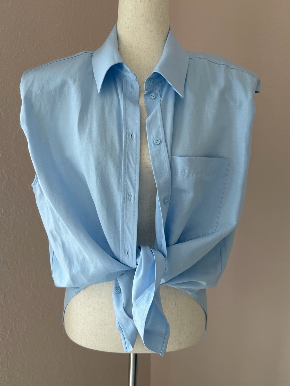 H&M Divided Light Blue Sleeveless Tie-Front Button Shirt with shoulder pads S